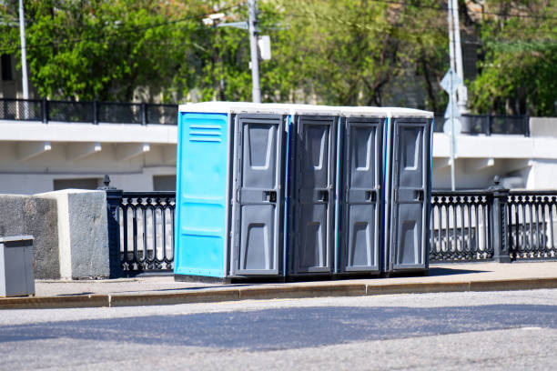 Best Porta potty rental near me  in Apple Mountain Lake, VA